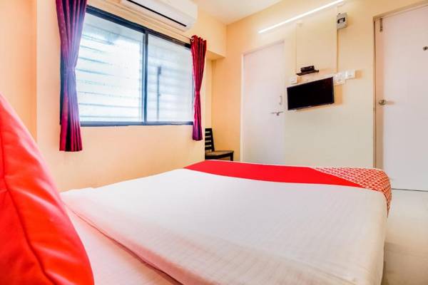 OYO Flagship 76624 Hotel Green Leaves