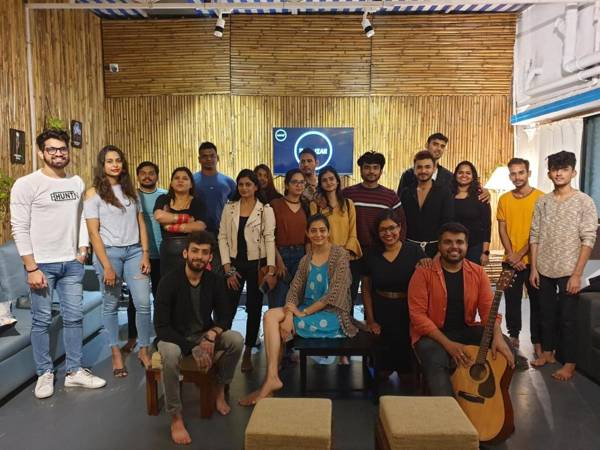 HOSHTEL99 - STAY COWORK & CAFE - A Backpacker Hostel