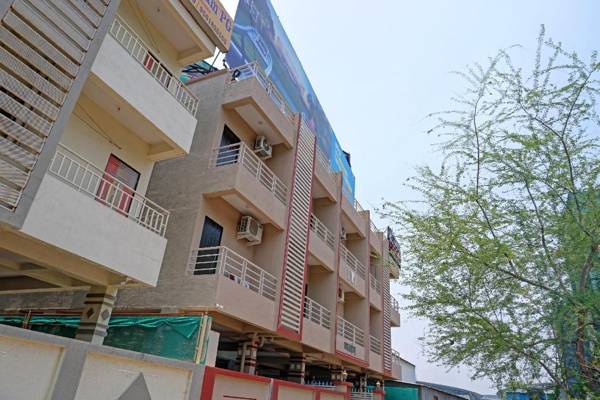 OYO flagship 80616 4 Star Executive