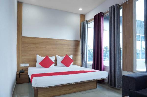 OYO Flagship 87109 Gangotri Residency