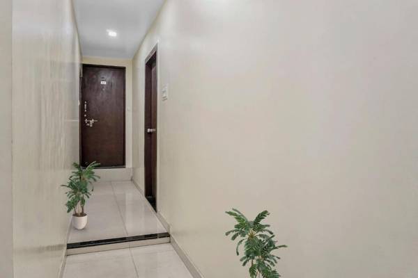 Capital O 91283 Hotel Sai Inn