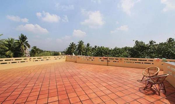 FabHotel Les Boganveillea