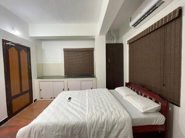 Eness Hostels Pondicherry