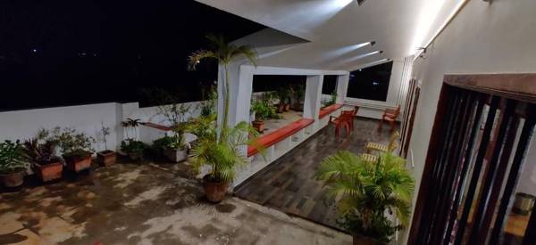 The French Villa ELITE