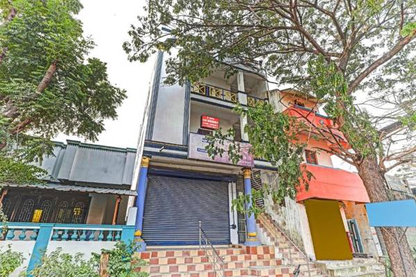 OYO Flagship 85221 Klv Residency