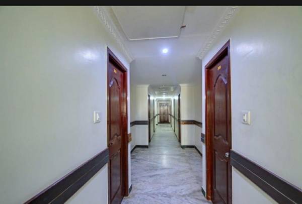 Hotel Nadaradjane Residency