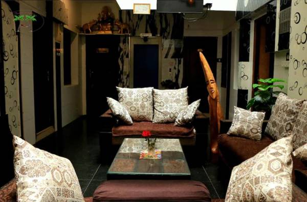 Hotel Peace Residency