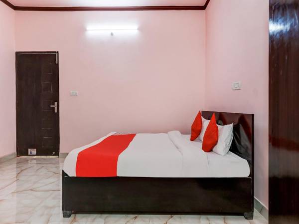 OYO 84027 Balaji Hostel