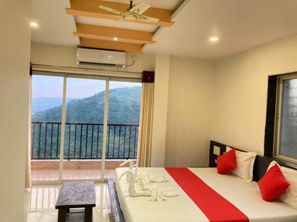 Velley facing room valley view location for couple