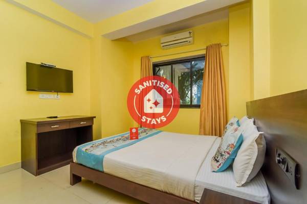 OYO Flagship 4195 Clausil Inn