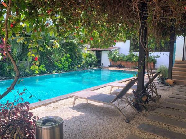 Santaa Teraa Apartments