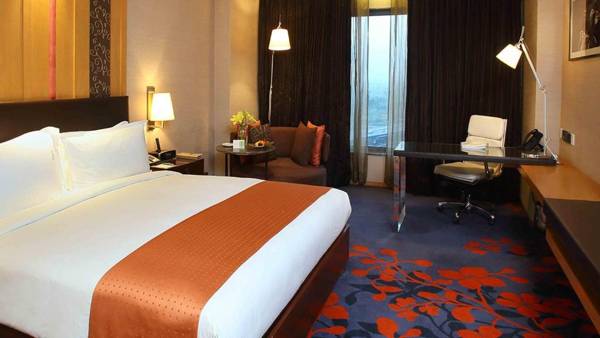 Workspace - Holiday Inn New Delhi Mayur Vihar Noida an IHG Hotel