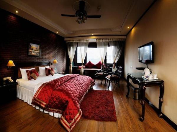 Hotel Diplomat Residency