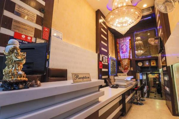 Hotel Guruvas Inn "Vaccinated Staff"