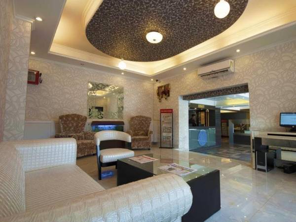 Hotel Pitrashish Grand & Premium
