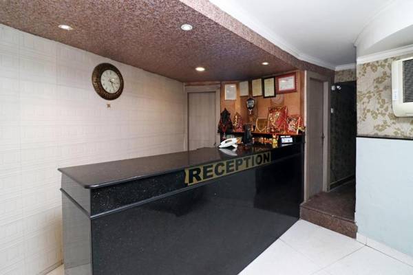 OYO 24947 Hotel Metro Tower