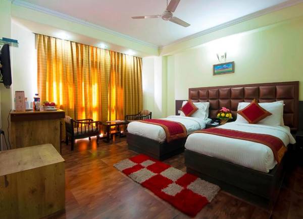 Capital O 2382 Hotel White House Continental