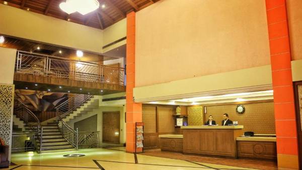 Dee Marks Airport Hotel & Resorts