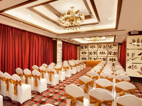 The Golden Palms Hotel - East Delhi