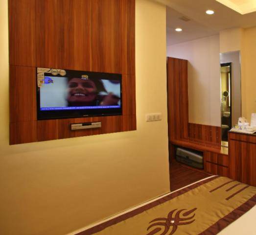 The JRD Luxury Boutique Hotel-Fully Vaccinated Staff