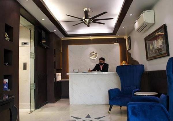 Hotel Aman Palace-Rajouri Garden