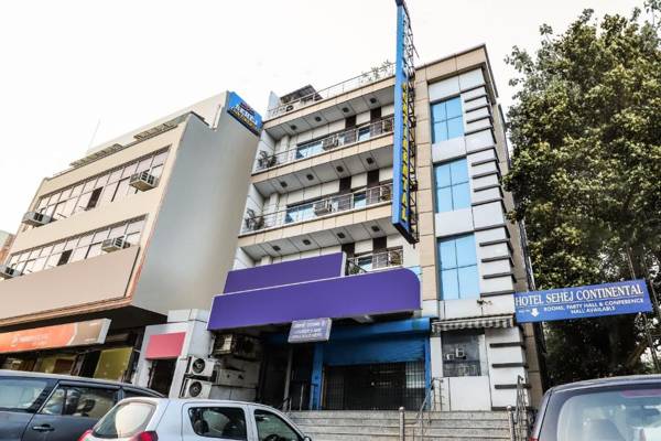 OYO 471 Sehej Continental