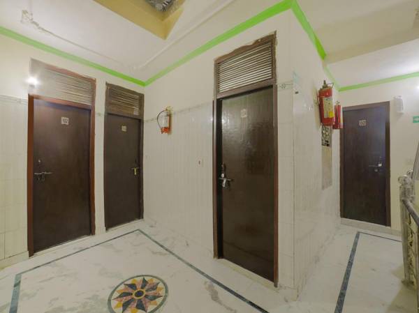 SPOT ON 39899 Shyam Palace