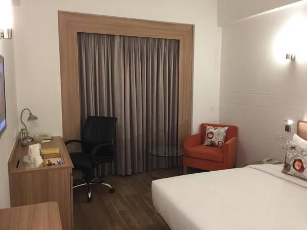 Workspace - Lemon Tree Hotel Sector 60 Gurugram