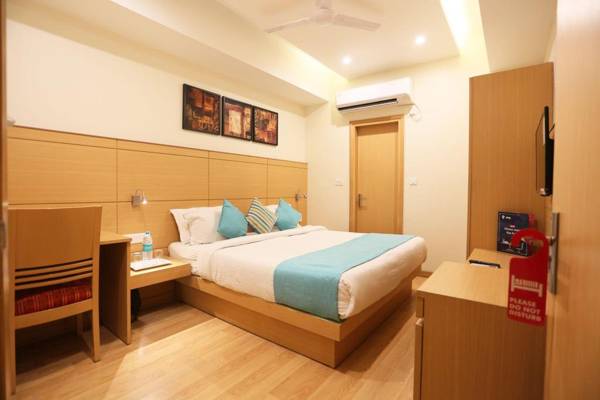 OYO Townhouse 5244 Galaxy Rooms