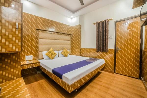 SPOT ON 61091 Hotel Silver Palace Dx