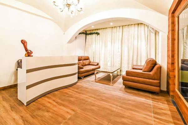 CAPITAL O 19133 Oak Tree