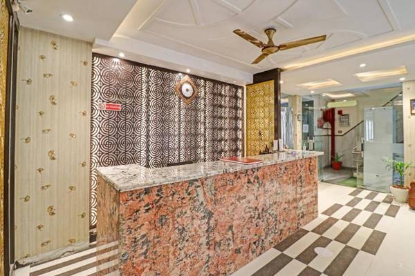 OYO Townhouse 516 Hotel N Suites