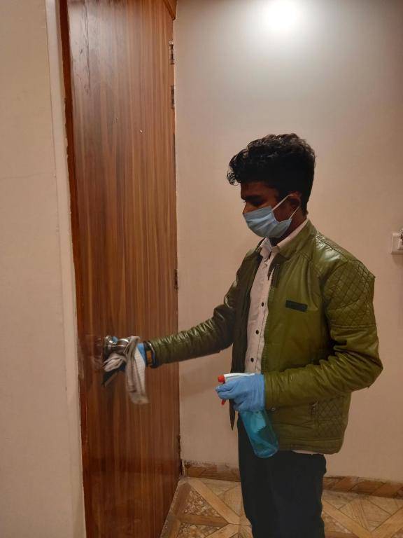 Hotel Olivia Inn At Delhi Airport