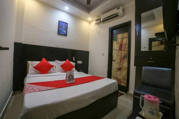 OYO 19875 Hotel West Delhi Inn