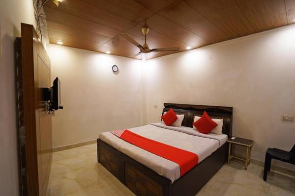 OYO 47454 Sunroof Residency