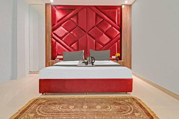 Collection O 9271 Hotel Dev Palace