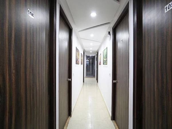 OYO 10795 Hotel RS Residency