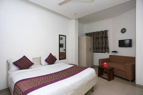 OYO 15563 Bir Home Stay