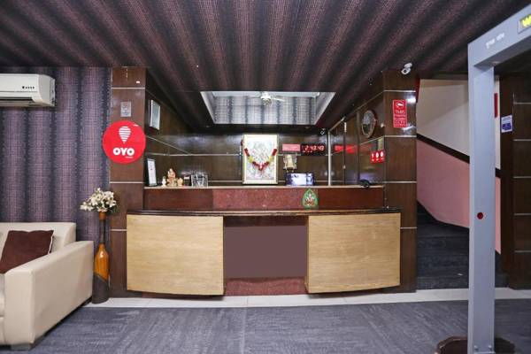 OYO 1824 Hotel Grand Peepal