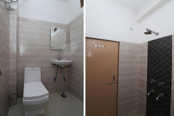 OYO 11384 Hotel Diamond Star