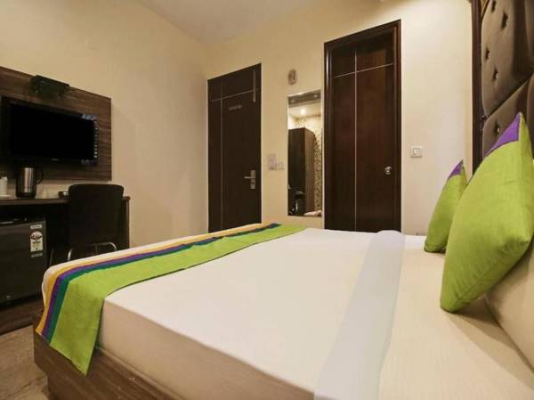 Treebo Trend S&B East Inn