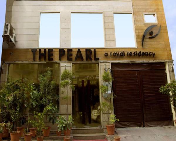 The Pearl- A Royal Residency