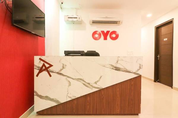 OYO 63841 White Orchid