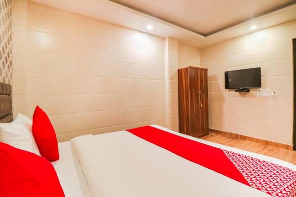 OYO 65214 Gera's Height