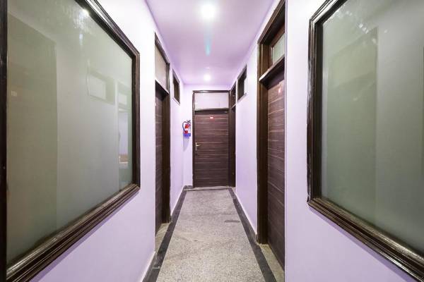 SPOT ON 63051 Metro Palace