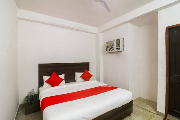 OYO 62177 Lovely Inn