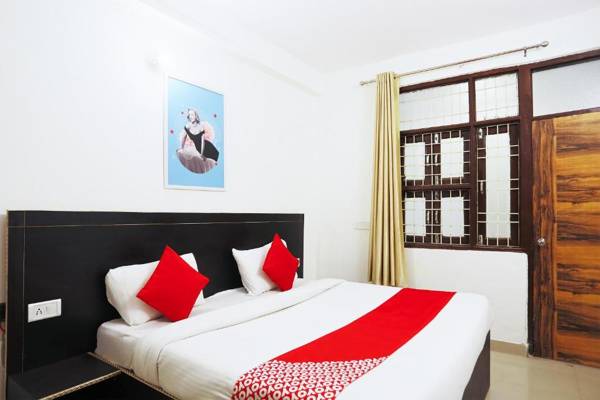 OYO 64077 Discovery Deluxe