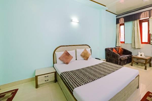 OYO 45956 Hotel Woodland Dx