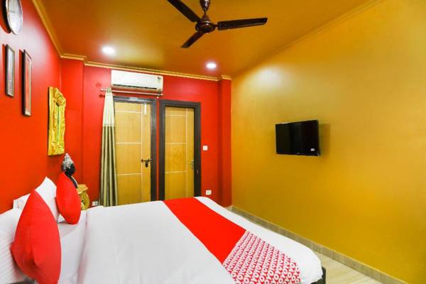 OYO 67069 Chirag Hotel