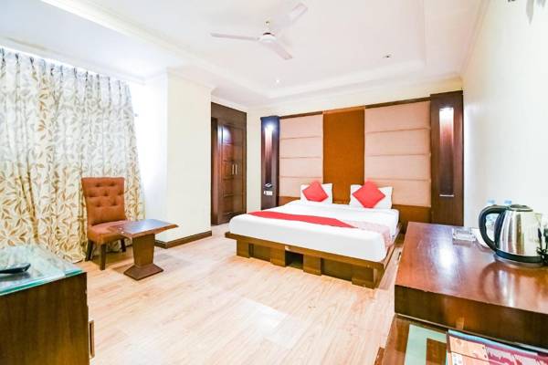 OYO 70791 Imperial Inn